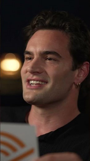 Sia has the greatest Christmas album in the world - agree or disagree? 👀🎄🎁 | Audible UK