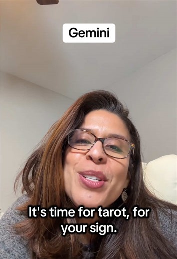 The wheel turns when you’re ready- not when you rush it. #gemini #tarot #tarotreading
