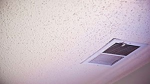 3 Ways To Clean A Popcorn Ceiling Without Making A Mess