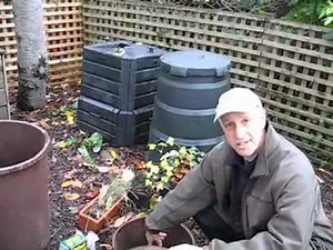 City Farmer's Dog Waste Disposal Unit