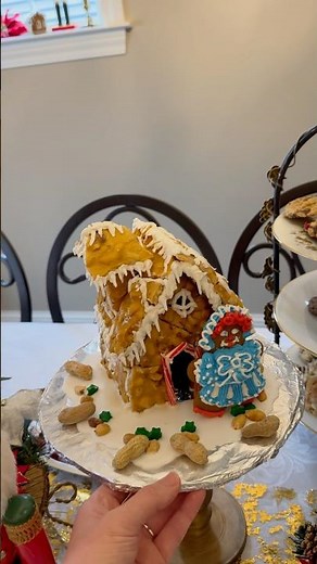 🥜 Gramma Nutt & Plumpy – Candy Land Gingerbread Creations