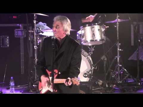 15 Let me be the one. Bruce Welch's Shadows. 2012 Shadowmania