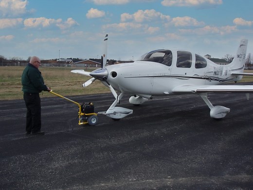 Amigo AeroTow T1 powered tow bar - Amigo Aerotow