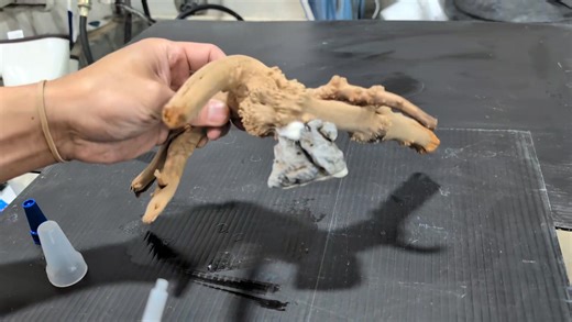 2K views | How to glue floating wood to rock - Quick and easy We are now carrying cyanoacrylate glue for aquascaping work. This is not the same as the regular cyanoacrylate glue. It has to be extra thin viscosity. | Aquarium Central | Facebook