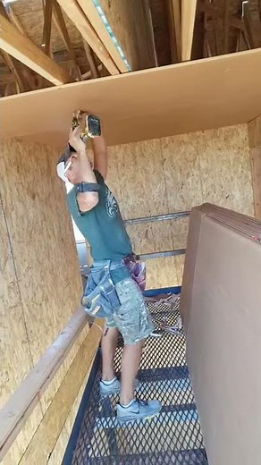 How to hang drywall by yourself