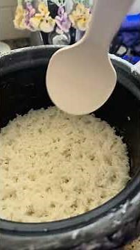 COMFEE' Rice Cooker Review: 6-Cup Capacity for Easy Meals - One Touch Operation