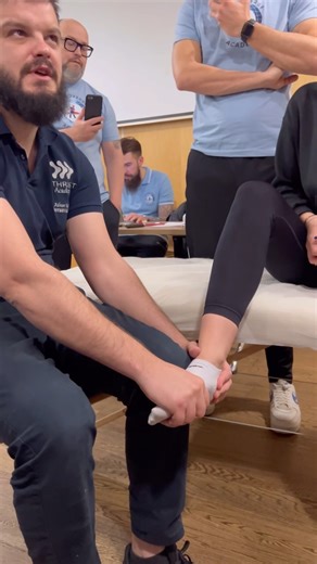 1.2K reactions | Cuboid Bone HVLA Manipulation in Sitting by Adnan Kojić PT live in Ljubljana - Slovenia  @physioverseacademy @paulacotic | Adnan Kojić | Facebook