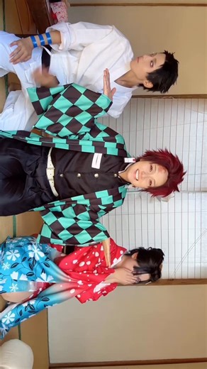 うめ on Instagram: "⚠️地声⚠️ 両手に尊いでーす♡ #恋雪コスプレ #狛治コスプレ @dansoukun @hug_pony"