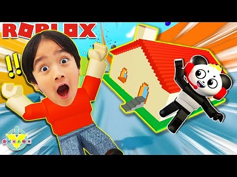 GIANT SLIDE CHALLENGE!! LET'S PLAY RYAN VS COMBO PANDA!!