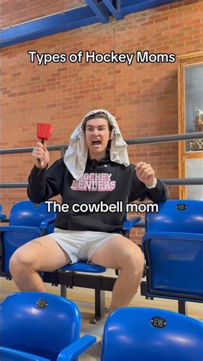 Types of Hockey Moms! 👱‍♀️🏒 #hockey