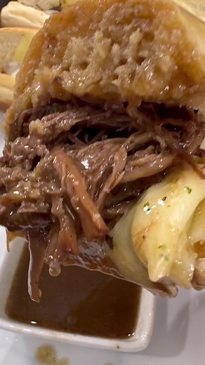 Delicious Crockpot French Dip Sandwiches Recipe