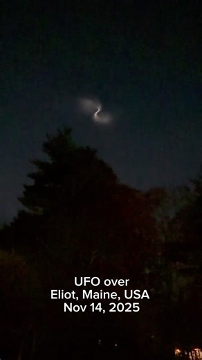 UFO over Eliot, Maine, USA Nov 4, 2025 UAP paranormal sighting alien news 👽