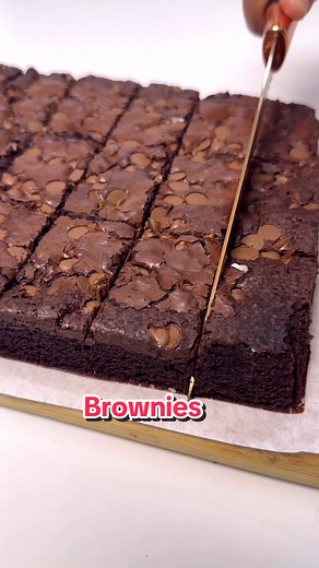 Easy Homemade Brownies Recipe | Delicious Chocolate Dessert