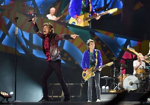 3.8M views · 49K shares | What an unforgettable night in Cuba! It was wonderful to see all 1.2million of you! ¡Gracias Cuba por el increíble e inolvidable show! ¡Fue maravilloso verles a todos ustedes! #StonesCuba | The Rolling Stones | Facebook