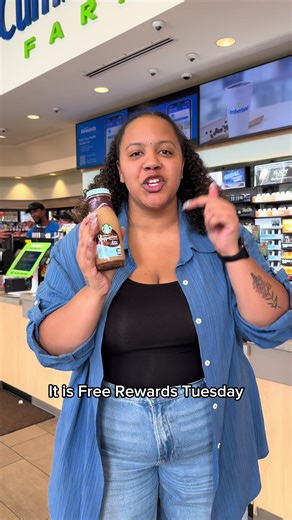 IT'S FREEWARD TUESDAY! Today only get a FREE @Starbucks Frappuccino Lite. All you have to do is download SmartRewards when you check out in store ⛽️ and YES — we give away something free EVERY TUESDAY on the app! #SmartRewards #Freeward #cumbys #starbucksfrappuccinolite #cumberlandfarms
