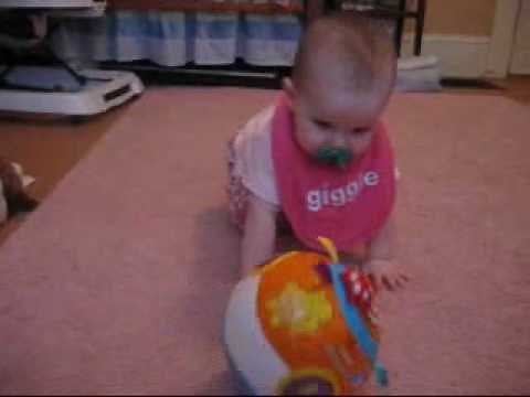 Vtech Move And Crawl Ball review Great Toy, Baby Agrees