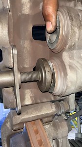 165K views · 547 reactions | Mechanic tips Brake Caliper Piston Rewind #brake #caliper #piston #rewind | Abdullah auto electrician | Facebook