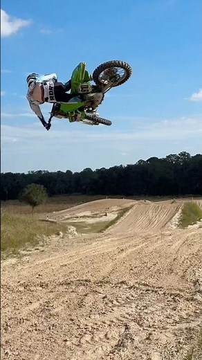 KX500 Flowing Around The Farm Dade City
