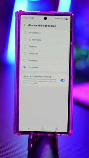 Is your screen cutting out while you're reading? This secret mode will save you 📖✨ #smartphone #t...