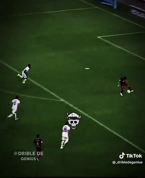 Lionel Messi's Incredible Football Skills and Vision