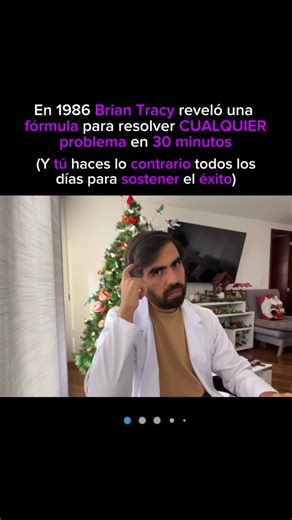 Dr. Santiago Saez Prato on Instagram: "#1 Tu éxito no está limitado por falta de tiempo, sino por exceso de interrupciones Tu cerebro puede resolver casi cualquier desafío pero solo si tiene las herramientas adecuadas #2 Tu atención no se fuerza, se construye Cada vez que cambias de tarea, tu cerebro pierde energía y profundidad Por eso postergas decisiones clave y te cuesta tanto resolver los problemas #3 Brian Tracy lo llamó La ecuación universal del resultado R = (Meta clara × Concentración) 