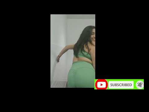 Girl farts On Dancing