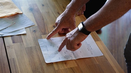 Family feuds, suspected sites: explosive new episode of Bronwyn