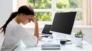 Monitor Keeps Going to Sleep? Try These 5 Easy Fixes! (2022)