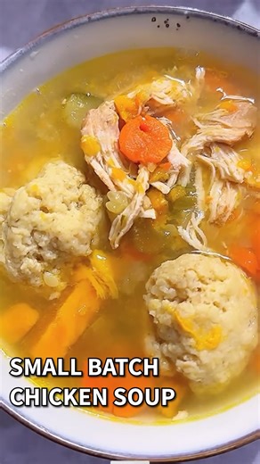 Sarah M Lasry - EASY RECIPES & TRAVEL on Instagram: "Better then Bubbies! 🤫🙌🏻👏👏 send all hate mail now. 🤣🤣❤️ Seriously I haven’t gone back to making big batch soup for a while now - this has become my go to soup. And it takes less then 2 hours and tastes like it cooked for 24 hours! Even though I will say I do let it simmer on the stove top Friday an hour before Shabbos to get it warmed and ready to eat. BUT NOT NEEDED! It’s full of rich deep warm comforting chicken soup flavor (no bullio