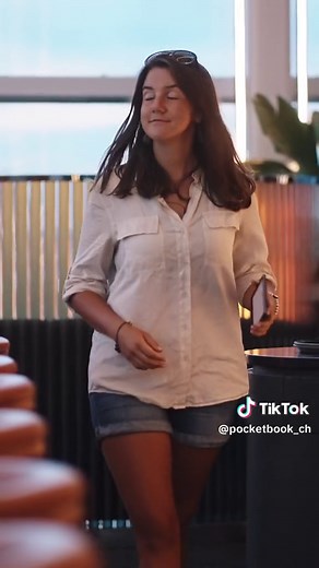 Versatile PocketBook Verse Pro Color for Readers and Audiophiles