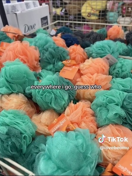 I SEE THEM EVRYWHERE ughh #fyp #mha #foru #fromthesidelines #bkdk #ao3 #anime THIS SONG HAS ME IN A CHOKEHOLD #fyppp #izuku #bakugou #cherry