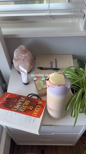 Sunday reset with me!! 🧺🧼 Gracie’s song has been playing rent free in my head these past days and I’m obsessed 🤭 #sundayreset #cleanwithme #clean #cleantok #cleaning #fy #sundayresetroutine #sundayresetwithme #cleanwithme #cleaningroutine #routine #aestheitc #cleaningtiktok