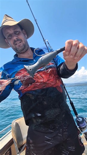 Found some kind of plunger thing so I turned it into a lure👌.. #upcycling #crafts #thecapeyorkbarramuntedclassic #fnqfishing #capeyorkpeninsula #greatbarrierreef #plunger #spanishmackerel #schoolmack | The Cape York Barra-Munted Classic