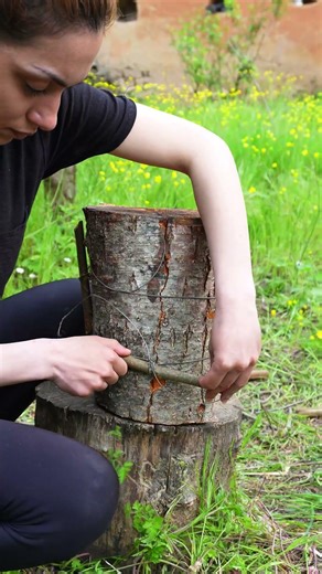 Tek kütükle Saatlerce Yanan Ateş! A Fire That Burns for Hours on a Single Log! #survival