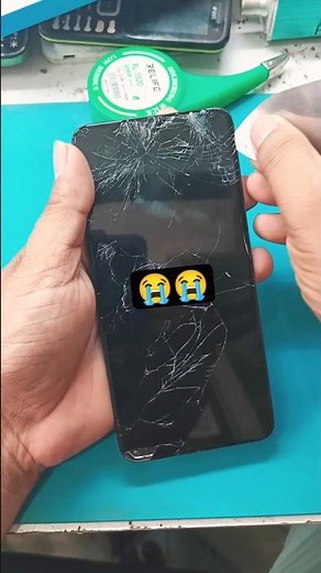 😲 Broken Display? | Fix It Now! #tech #repair #smartphone