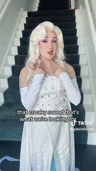 Disney Princess Elsa Singing Tips and Makeup Tutorial