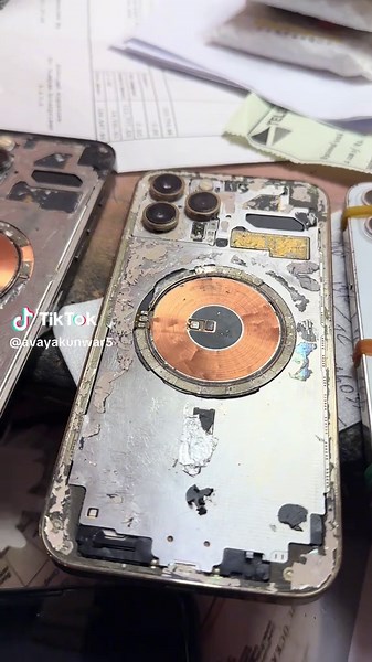 Original iPhone Back Panel Replacement Guide