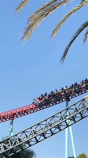 Xcelerator Roller Coaster at Knott’s Berry Farm #xcelerator #knottsberryfarm