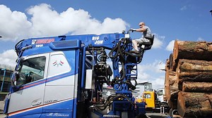 1.1M views · 1.9K shares | Here’s a truck that really stands out from...