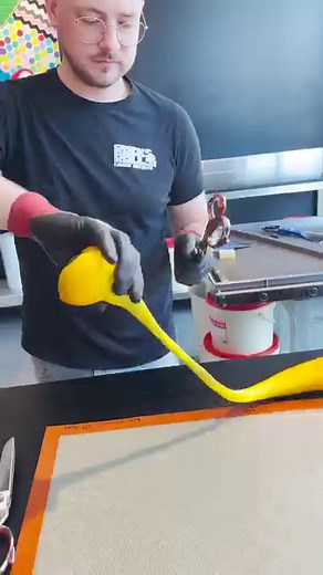 16M views · 319K reactions | It's candy  | Rocks & Rolls Candy | Facebook