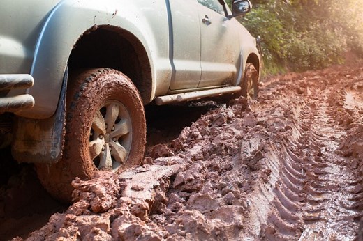 AWDとは？4WDと何が違う？2つの表現があるのはなぜ？仕組みとメリット・デメリット | MOBY [モビー]