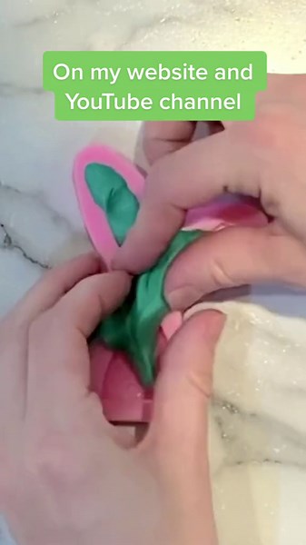 DIY Easy Fondant Recipe for Beginners—Save Money and Make It Yourself!