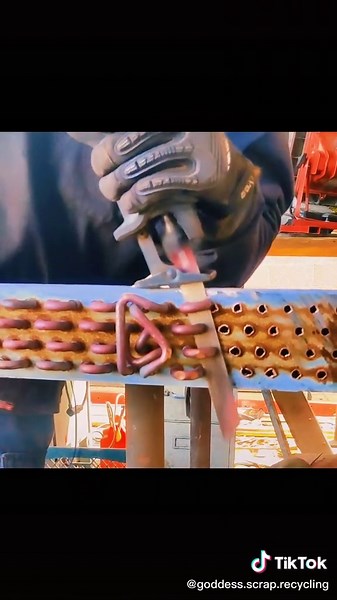 Scrapyard AC Unit Recycling: Breaking Down Copper Coils and Compressors