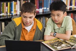 Advantages & Disadvantages of Schools Using Multimedia