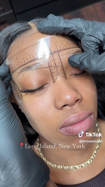 💕Precise mapping is what sets the tone for your entire brow transformation. It guides balance, symmetry, and shape so your final results look effortless and tailored to you. This step isn't just lines, it's strategy, intention, and creating a frame that truly complements your features! Book your appointment today! Black Friday Sale: $100 OFF new Ombré Brows ENDS SOON!! Once it’s gone, it’s gone. Secure your appointment while spots are still open. ✨Sale ends tomorrow ✨ Use code:BLKFRIDAY at chec