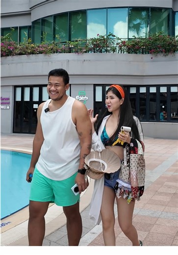 Poolside Photo Mission: Capturing the Perfect Shot