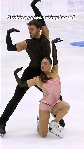 Laurence Fournier Beaudry & Guillaume Cizeron strike a pose and take the lead! 🔥✨