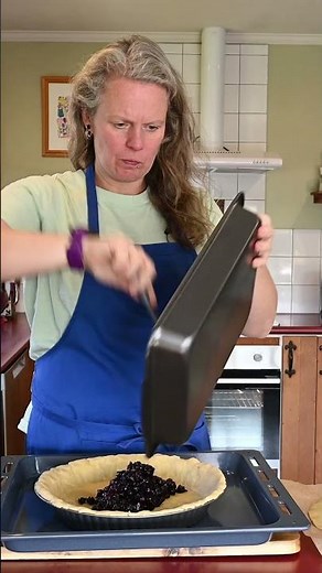 The EASIEST Blueberry Pie to make! Perfect for Labour Day