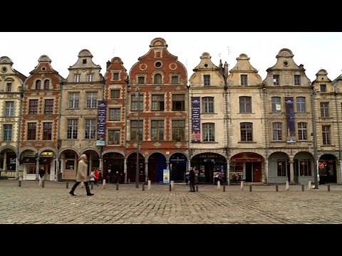 Arras: the little secrets of the big squares