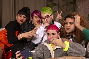 Wat is het verschil tussen non-binair, genderqueer en gender non-conform?